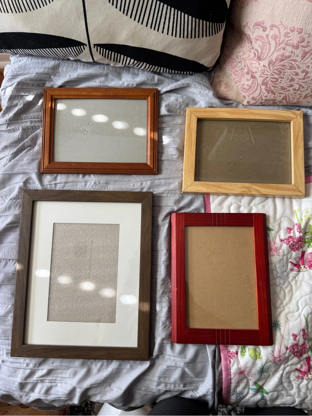 Large Collection Gallery Pictures Frame - 19 Total